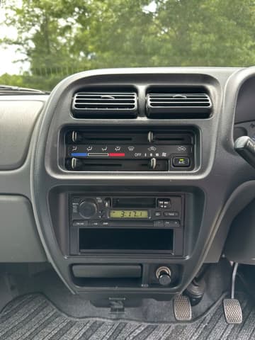 2000 Suzuki Every JDM car for sale — photo 23 of 25