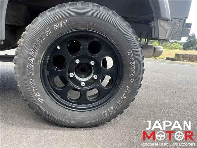 1998 Suzuki Jimny JDM car for sale — photo 14 of 15