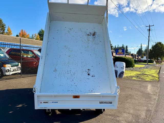 1991 Mitsubishi Minicab JDM car for sale — photo 11 of 25