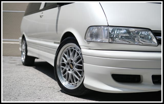 1998 Toyota Estima JDM car for sale — photo 5 of 19