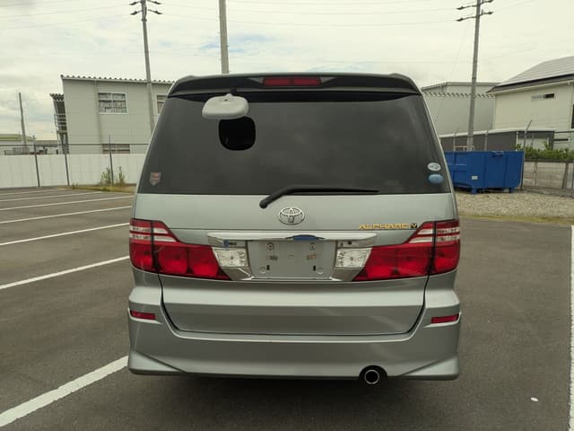 2006 Toyota Alphard JDM car for sale — photo 4 of 10