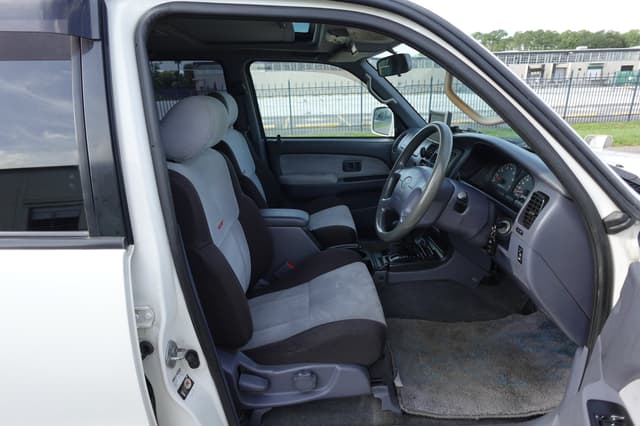 1999 Toyota Hilux Surf JDM car for sale — photo 12 of 19