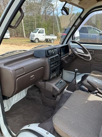 1990 Daihatsu Hijet JDM car for sale — photo 15 of 25