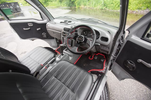1997 Daihatsu Hijet JDM car for sale — photo 11 of 25