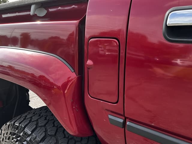 1990 Toyota Hilux JDM car for sale — photo 12 of 25