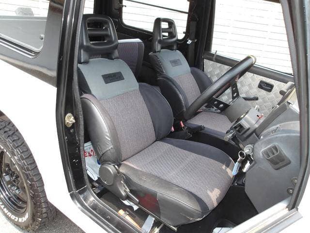 1993 Suzuki Jimny JDM car for sale — photo 10 of 20