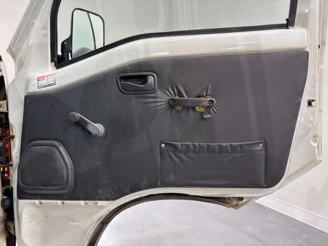 1999 Subaru Sambar JDM car for sale — photo 18 of 25
