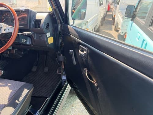 1994 Suzuki Jimny JDM car for sale — photo 9 of 15