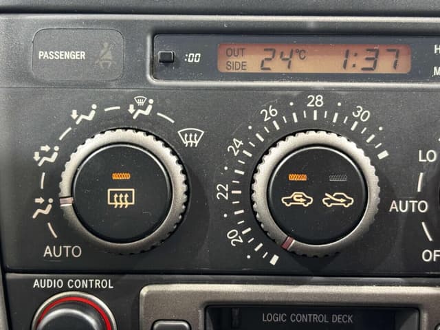 2000 Toyota Altezza JDM car for sale — photo 15 of 25
