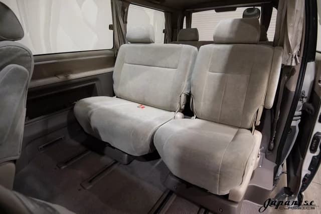 1999 Toyota Grand Hiace JDM car for sale — photo 16 of 25