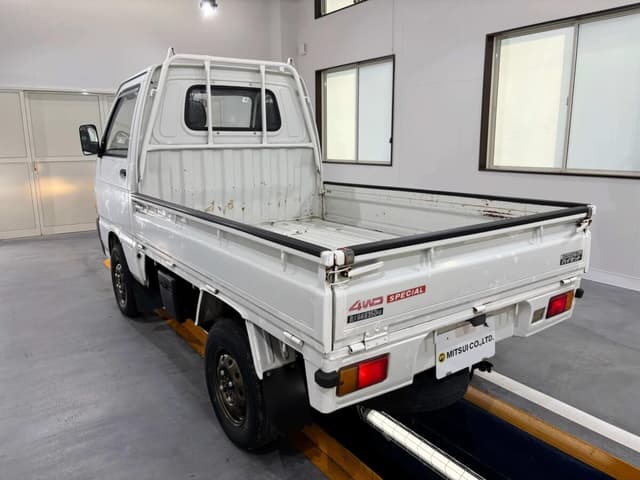 1993 Daihatsu Hijet JDM car for sale — photo 3 of 23