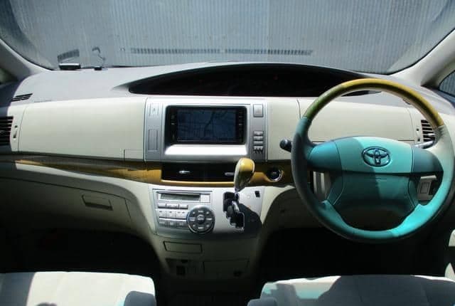 2007 Toyota Estima JDM car for sale — photo 10 of 25