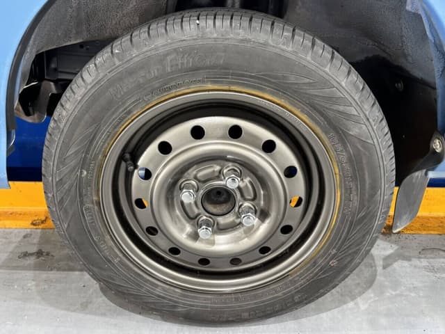 2000 Daihatsu Hijet JDM car for sale — photo 16 of 23