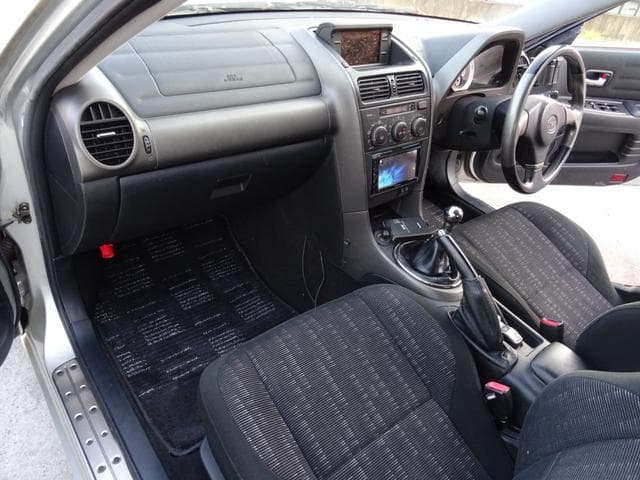 1999 Toyota Altezza JDM car for sale — photo 15 of 24