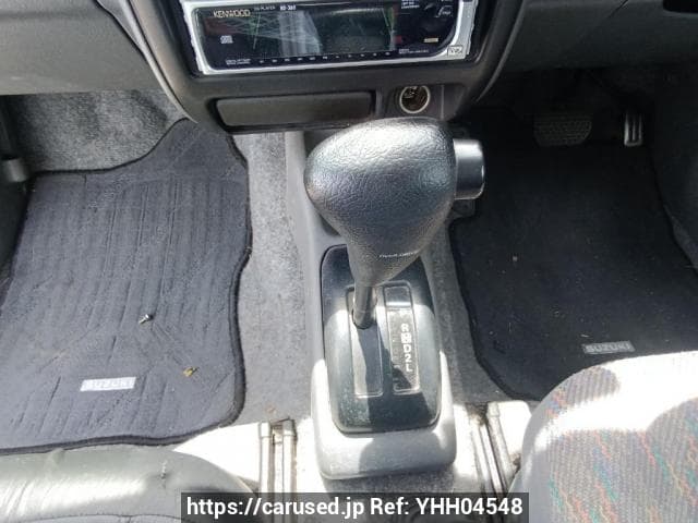 2000 Suzuki Jimny JDM car for sale — photo 23 of 25