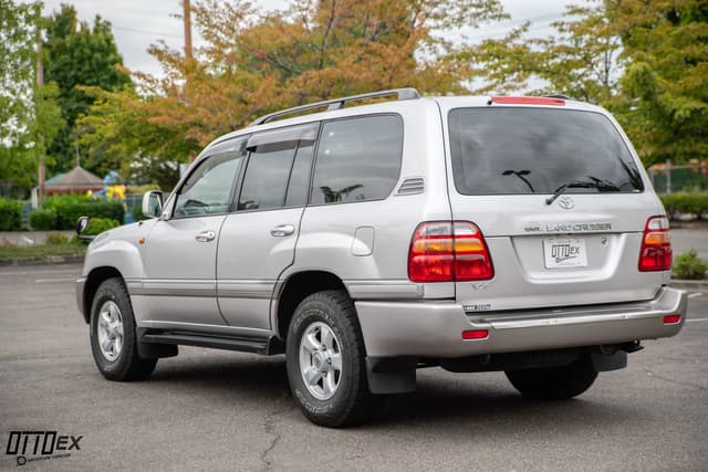 2001 Toyota Land Cruiser JDM car for sale — photo 11 of 25