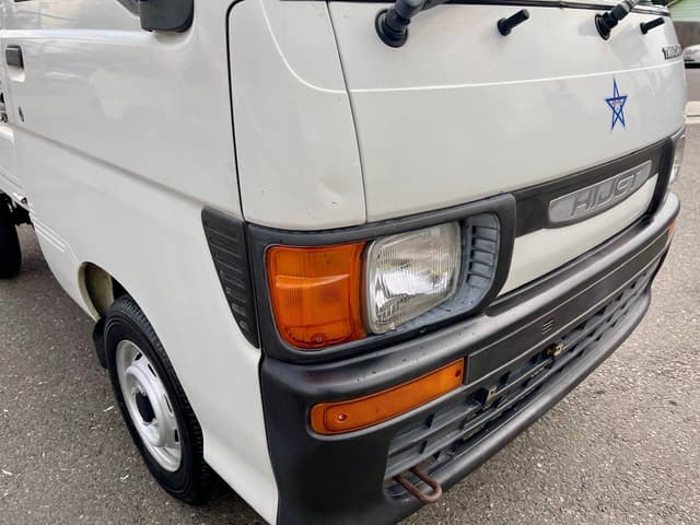 1998 Daihatsu Hijet JDM car for sale — photo 9 of 25