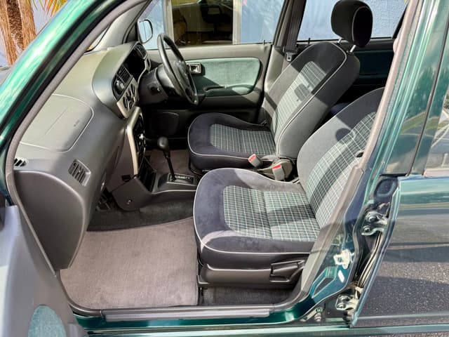 2000 Daihatsu Mira JDM car for sale — photo 19 of 23