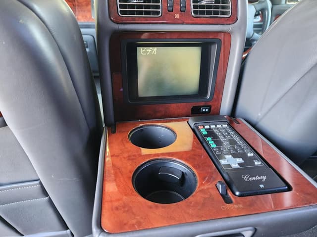 1998 Toyota Century JDM car for sale — photo 17 of 24