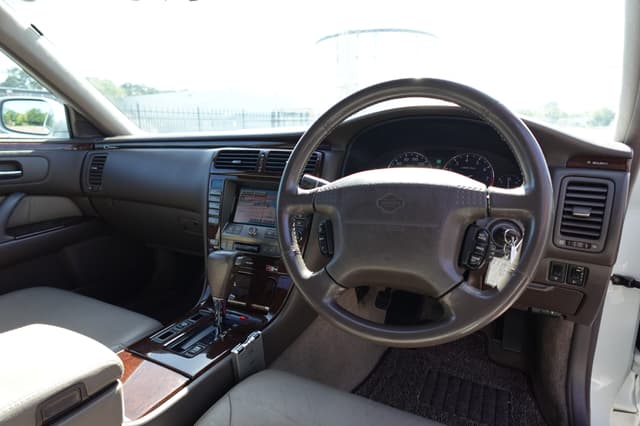 2000 Nissan Cima JDM car for sale — photo 8 of 19