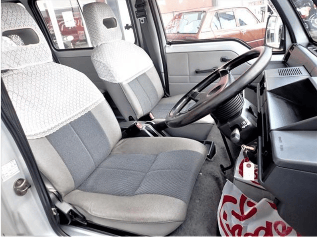 1990 Mitsubishi Minicab JDM car for sale — photo 9 of 17