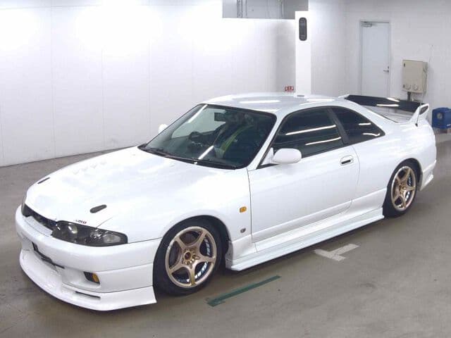 1996 Nissan Skyline JDM car for sale — photo 3 of 6