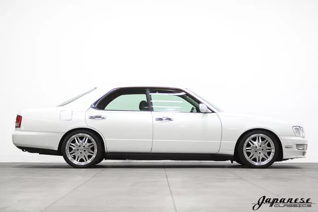 1998 Nissan Cedric JDM car for sale — photo 5 of 25