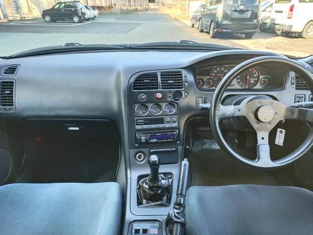 1995 Nissan Skyline JDM car for sale — photo 9 of 21