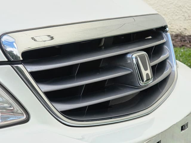2000 Honda Odyssey JDM car for sale — photo 16 of 25