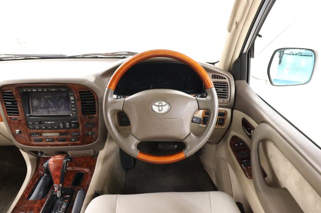 2000 Toyota Land Cruiser JDM car for sale — photo 10 of 25