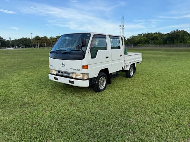 2001 Toyota Toyoace JDM car for sale — photo 2 of 24