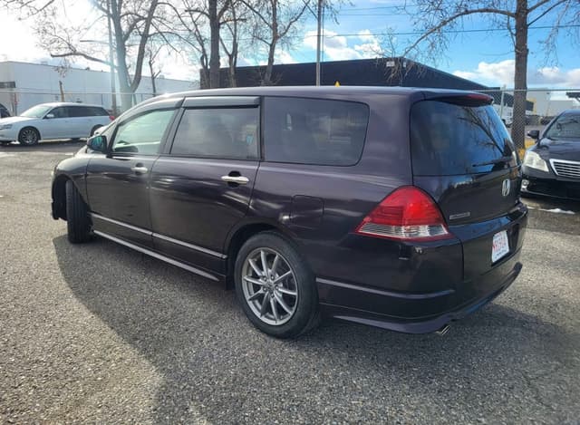 2005 Honda Odyssey JDM car for sale — photo 4 of 13