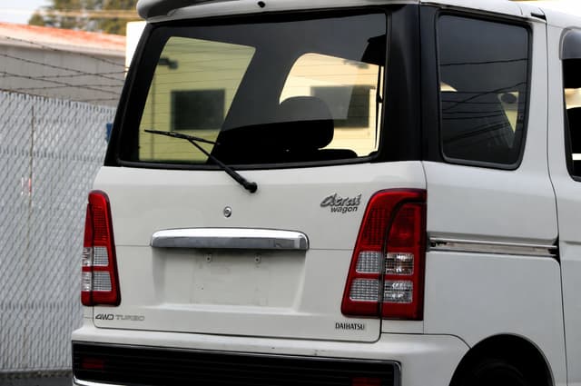 2001 Daihatsu Atrai JDM car for sale — photo 7 of 18