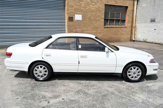 2000 Toyota Chaser JDM car for sale — photo 12 of 21