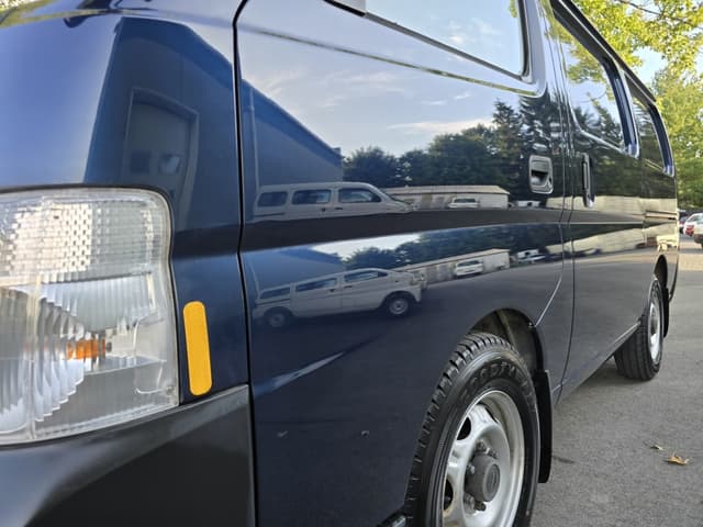 2001 Nissan Caravan JDM car for sale — photo 10 of 25