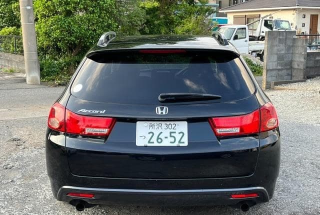 2010 Honda Accord JDM car for sale — photo 16 of 20