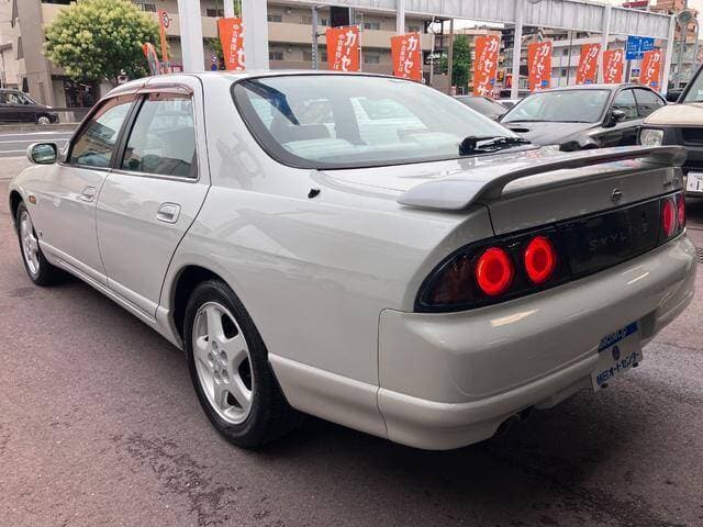 1995 Nissan Skyline JDM car for sale — photo 8 of 20