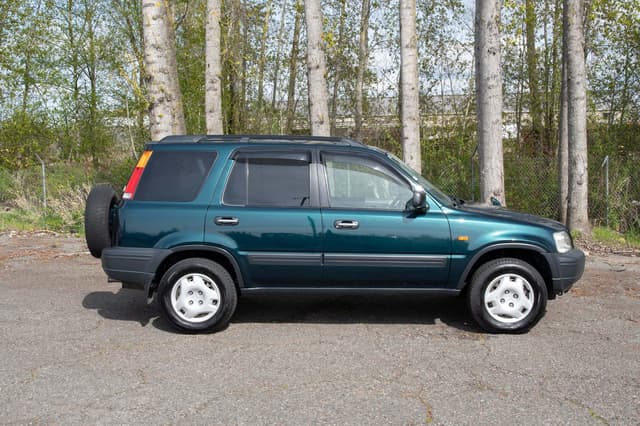 1998 Honda CR-V JDM car for sale — photo 8 of 16