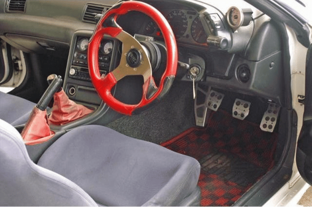 1991 Nissan Skyline JDM car for sale — photo 19 of 19