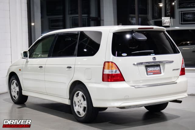 2001 Honda Odyssey JDM car for sale — photo 2 of 23