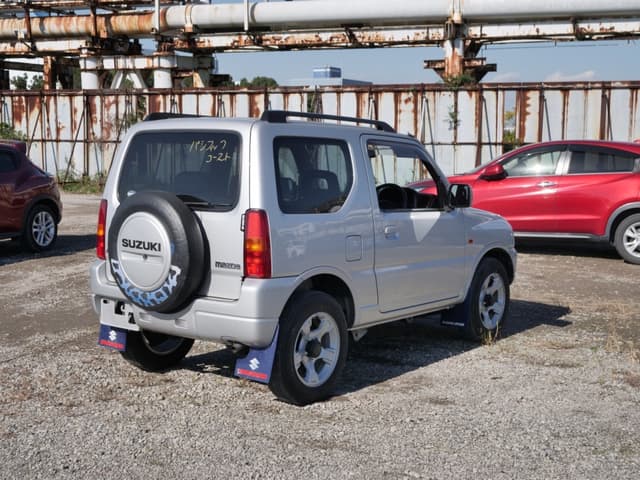 2002 Suzuki Jimny JDM car for sale — photo 5 of 25