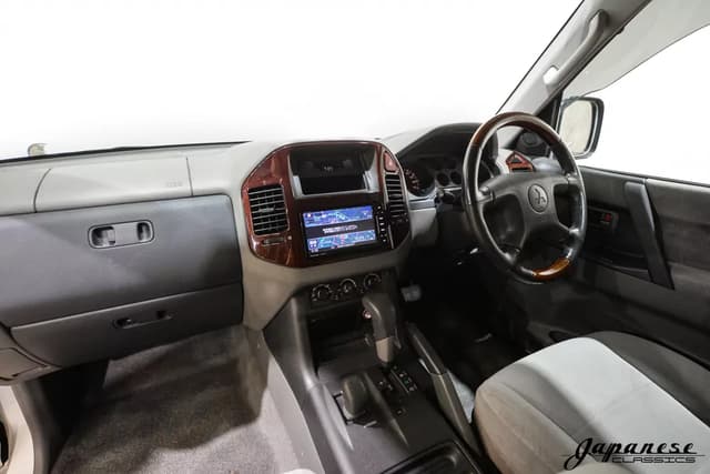 1999 Mitsubishi Pajero JDM car for sale — photo 9 of 25