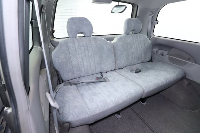 2000 Mitsubishi Delica JDM car for sale — photo 22 of 25