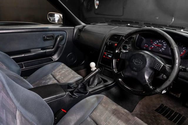 1996 Nissan Skyline JDM car for sale — photo 17 of 18