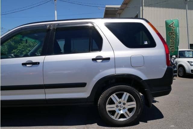 2003 Honda CR-V JDM car for sale — photo 11 of 25
