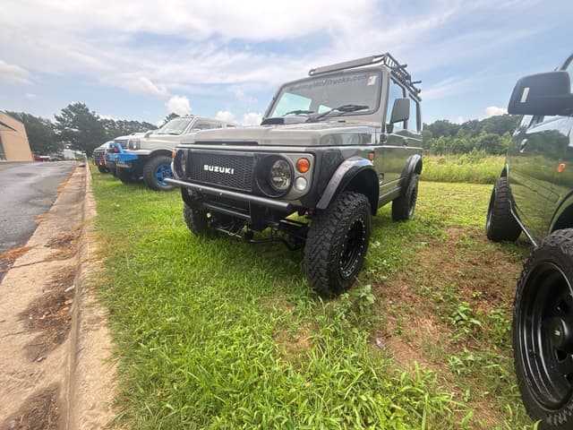 1997 Suzuki Jimny JDM car for sale — photo 8 of 11