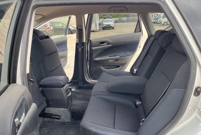 2004 Toyota Caldina JDM car for sale — photo 19 of 25