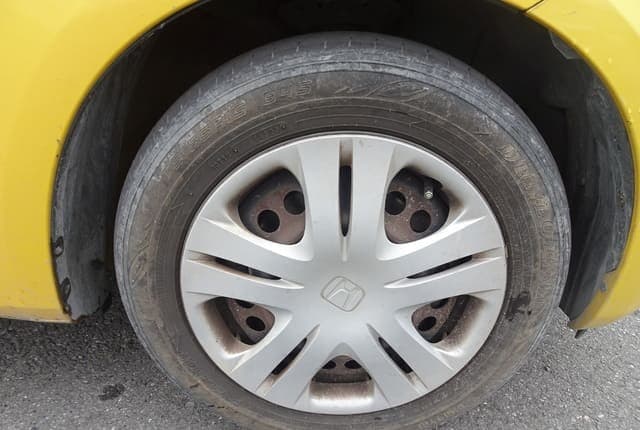 2008 Honda Fit JDM car for sale — photo 12 of 25