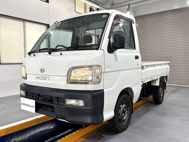 1999 Daihatsu Hijet JDM car for sale — photo 2 of 23