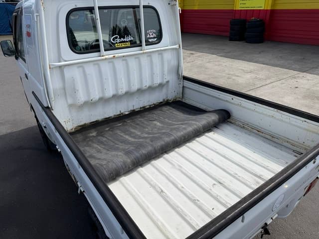 1997 Daihatsu Hijet JDM car for sale — photo 15 of 25
